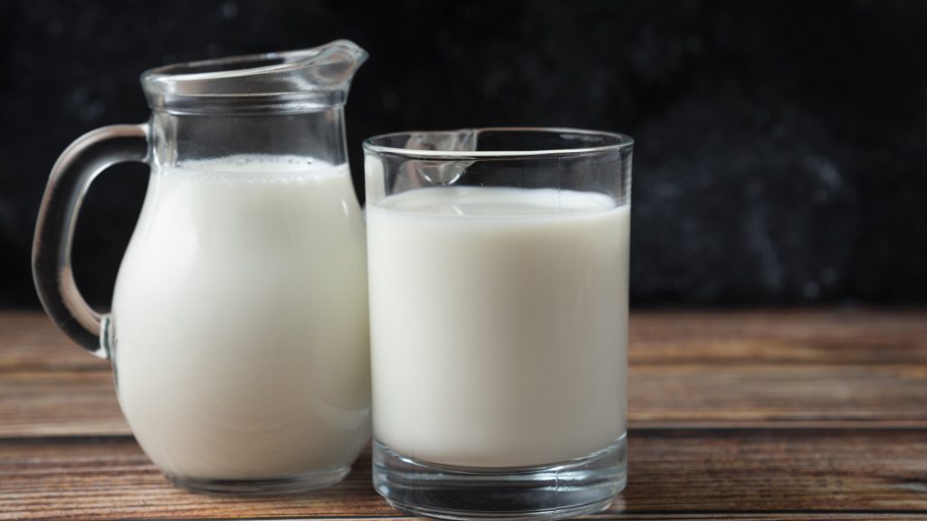 Lactoferrine : dans quels aliments la trouve-t-on naturellement ?